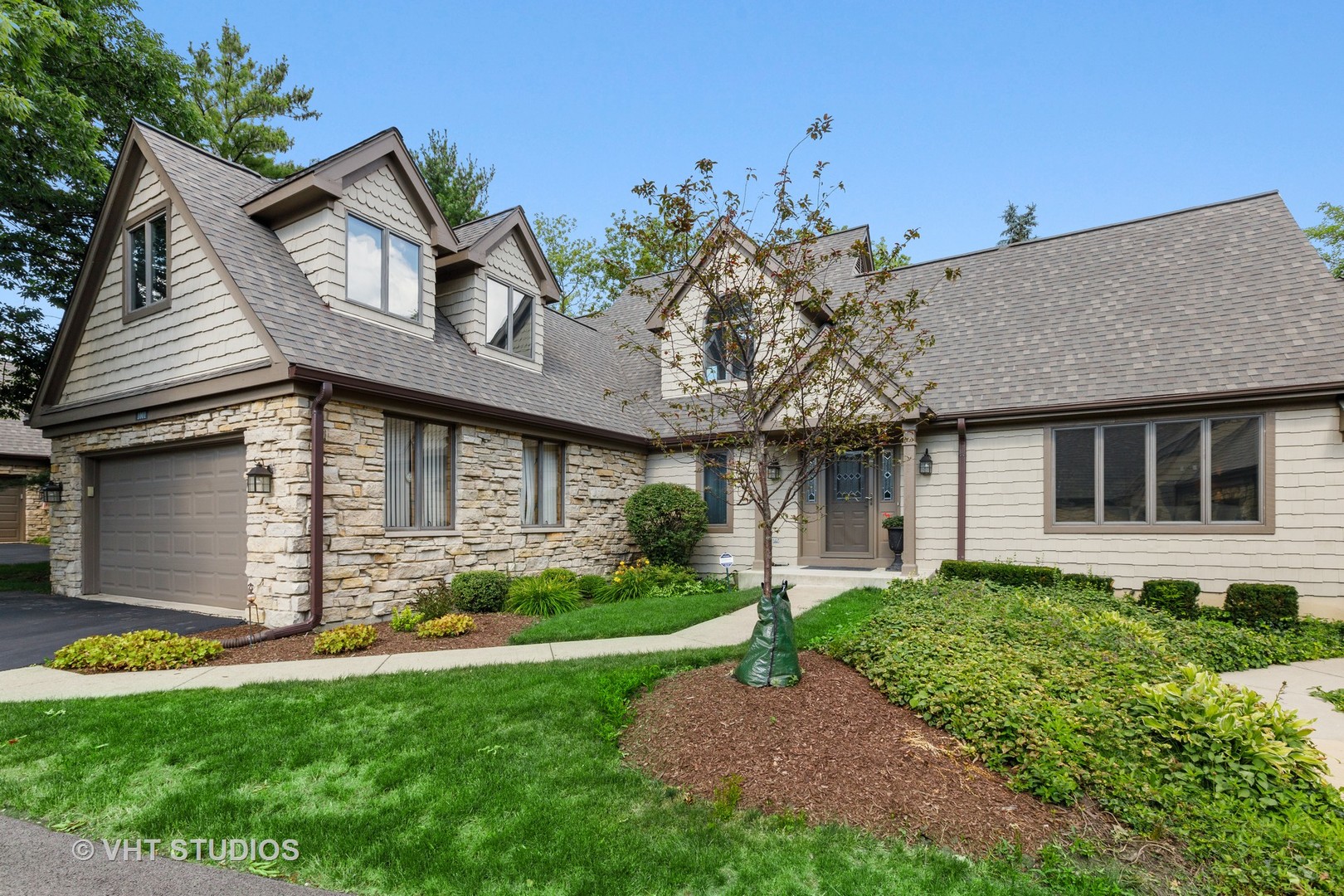 Woodlands in Darien IL Homes for Sale Woodlands in Darien Real Estate