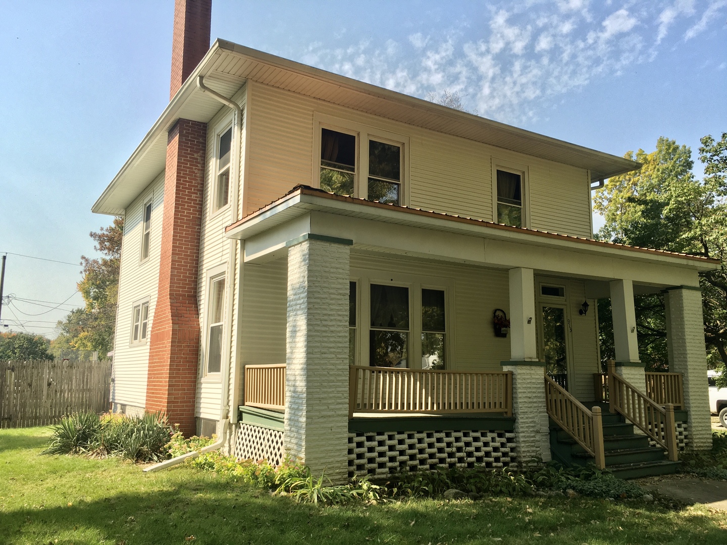 MLS 10897997 913 Main Street, Henry, IL 61537 Matt Leutheuser