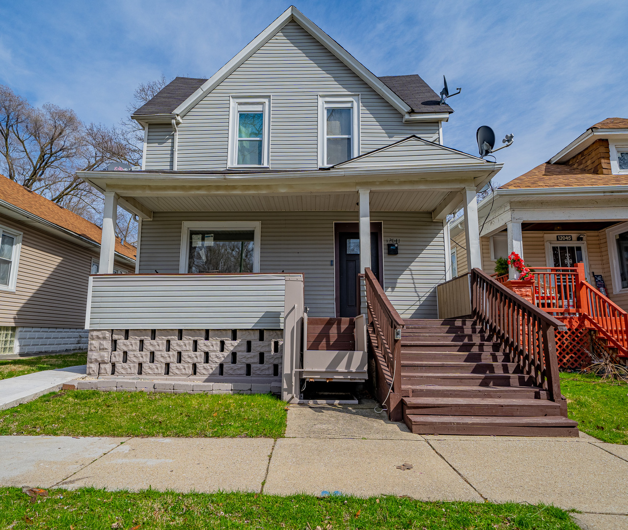 4 House in West Pullman