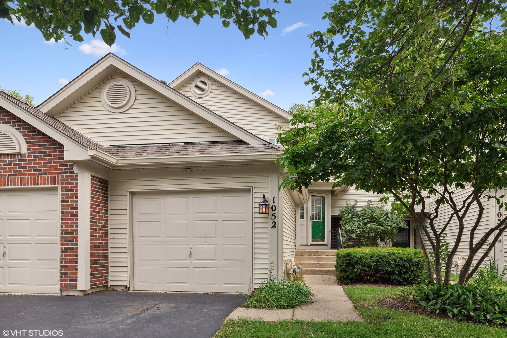 Cobblers Crossing in Elgin IL Homes for Sale Cobblers Crossing in