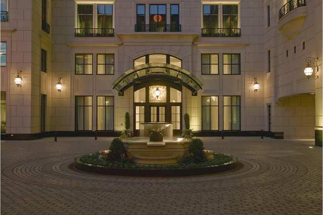 11 East Walton Street Chicago IL 60611
